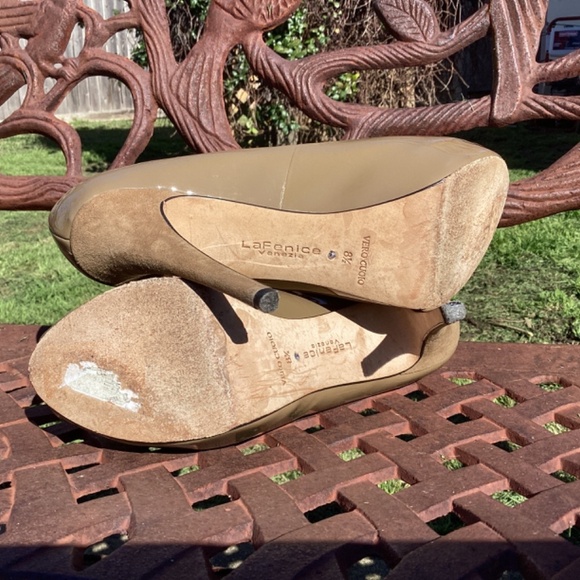 LaFenice Venezia Vero Cuoio Taupe Patent Leather Open Toe Pump Stiletto Heel - Picture 8 of 9